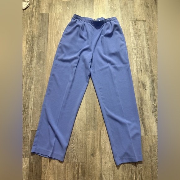 Draper's & Damon's Stretch Pull-On
Pants Medium Blue Classic lightweight pants - Picture 1 of 4